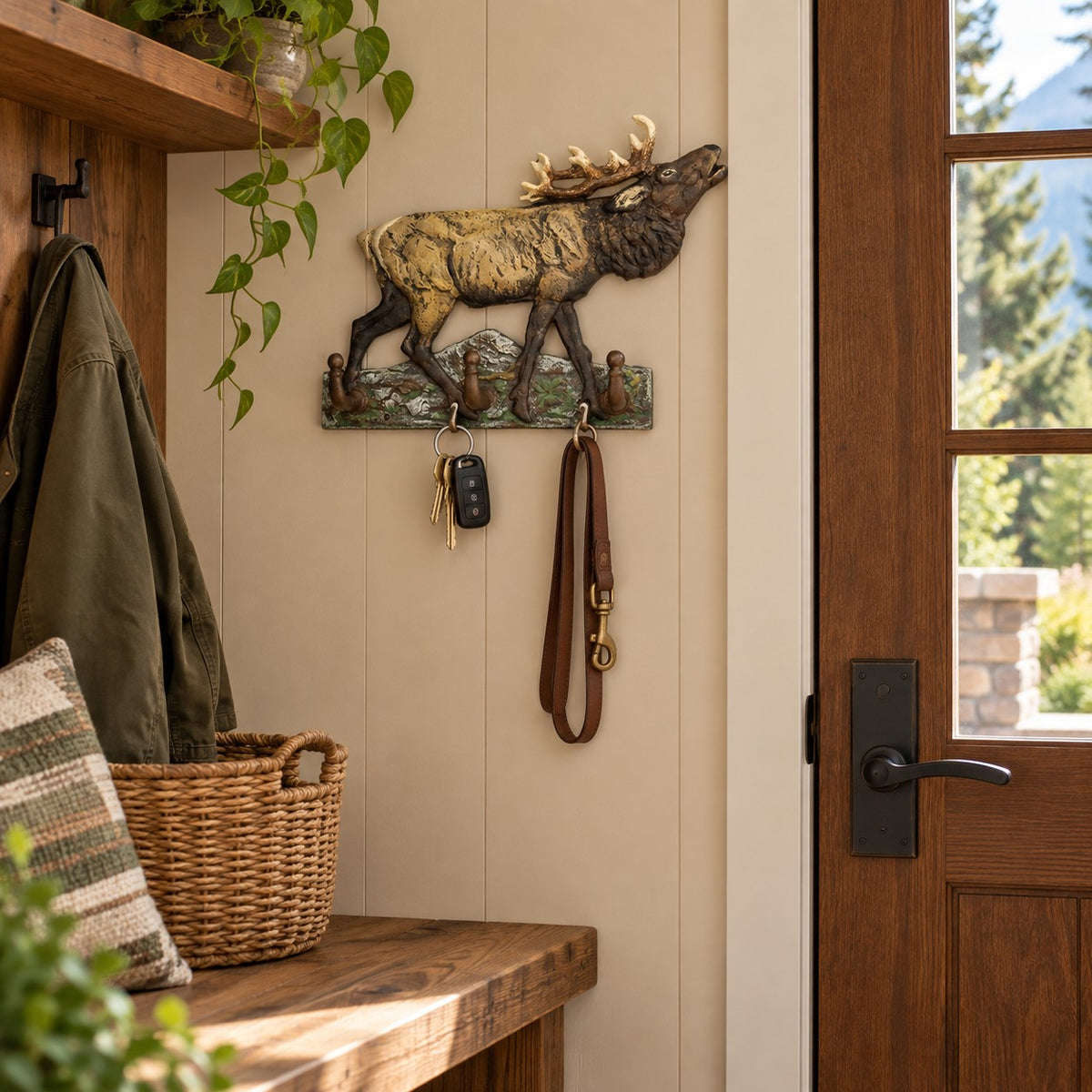 Cast aluminum elk key holder with antlers, rustic outdoor decor for yard or home