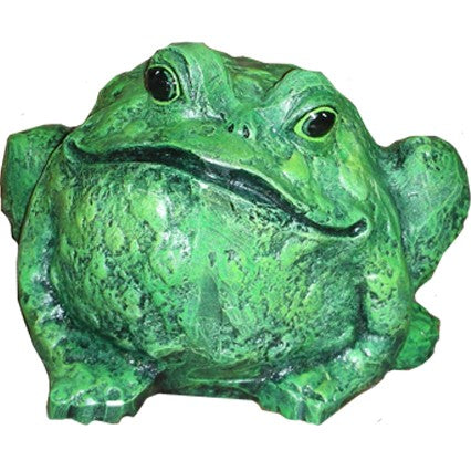 Green cast aluminum frog statue for garden or yard decor, featuring detailed texture and lifelike eyes.