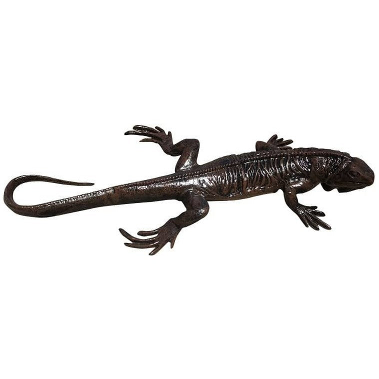 Cast aluminum lizard statue for garden or yard decor, detailed textured finish