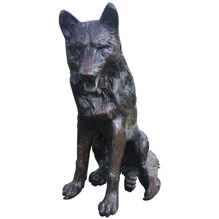 Cast aluminum wolf statue for yard or home decor, detailed craftsmanship