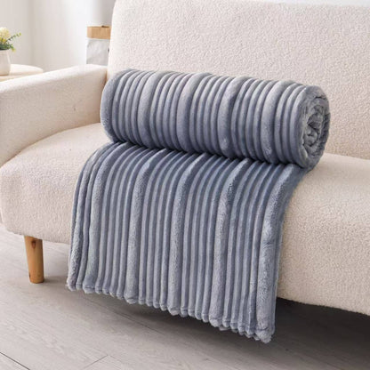 Plush Flunnel Throw – Ultra Soft Ribbed Blanket Texture